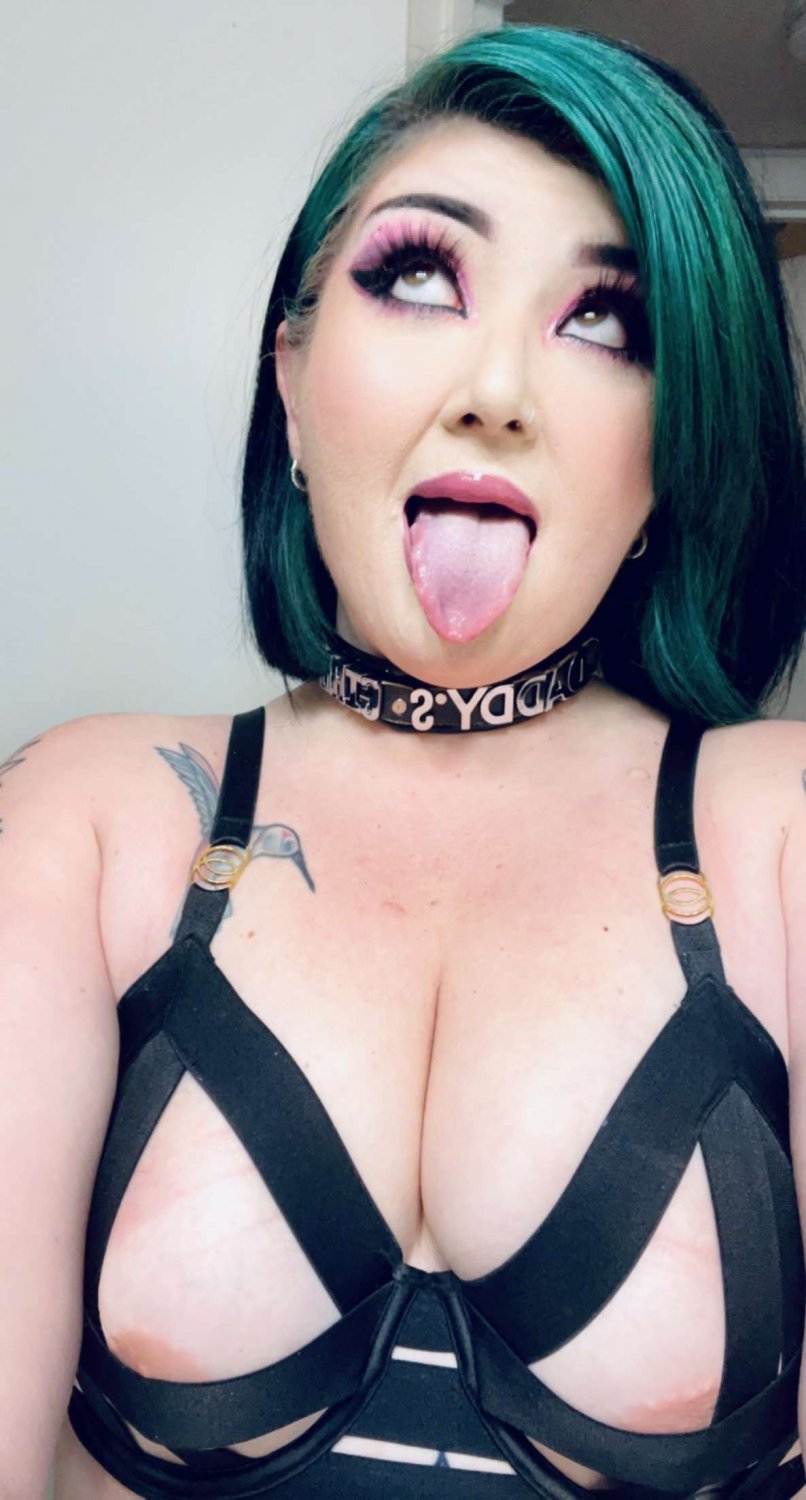 Exposed Dirty Pinay trolling for dick around Cocoa Beach Florida. Her snap lilabrings9237 #IYbhQk57