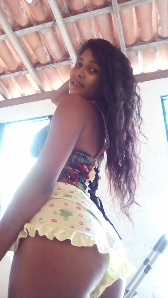 Miranda Moni #M8hDg85a