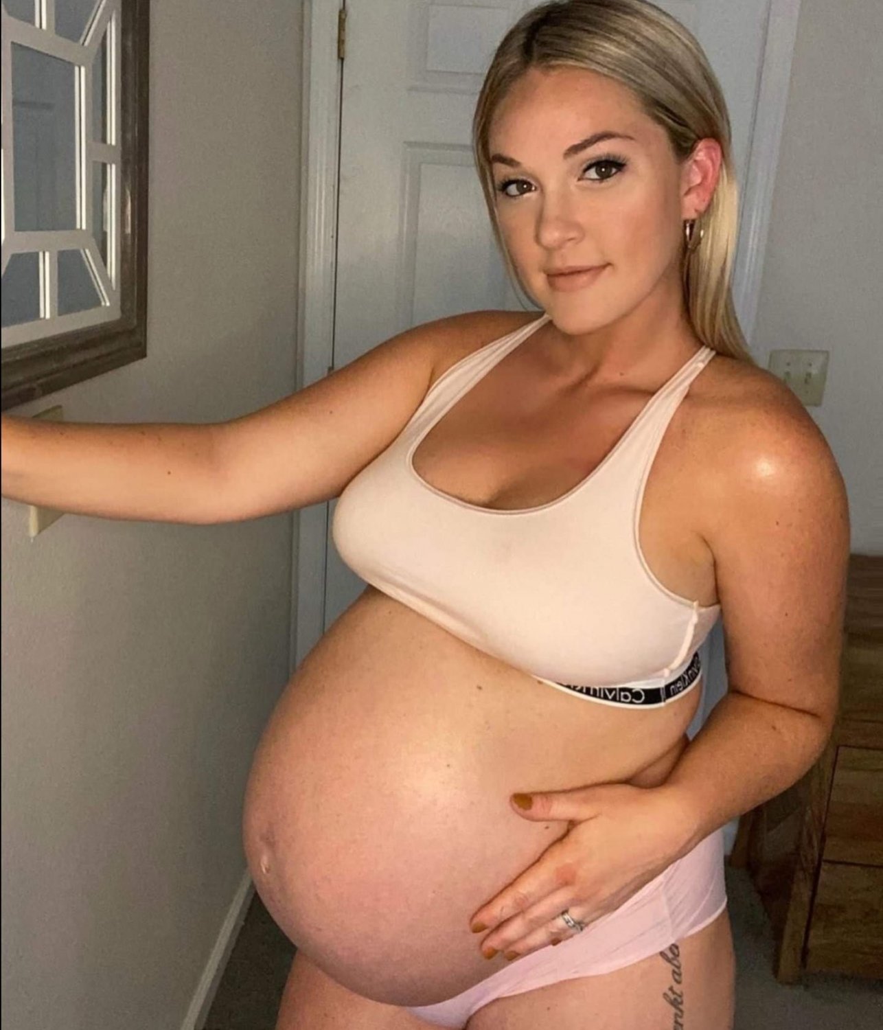 Teen Pregnant Pics