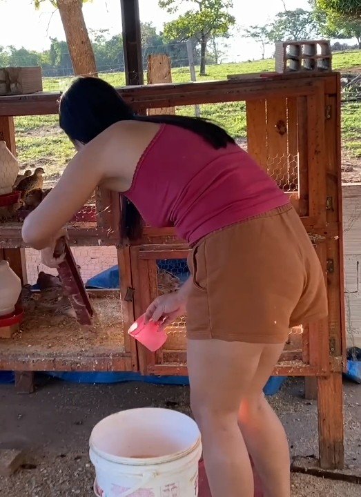 Esposa dona de casa naturalmente maravilhosa #qKe8yKIu