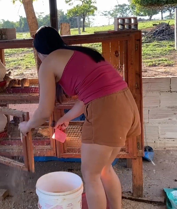 Esposa dona de casa naturalmente maravilhosa #z7zV3pnM