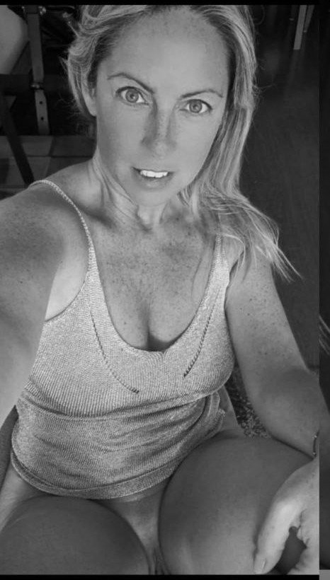 Milf chilena #2ObIEiKo