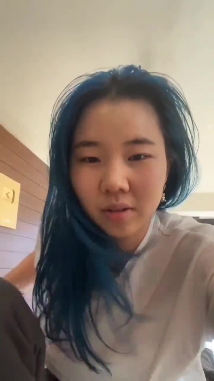 Chingu amiga tits