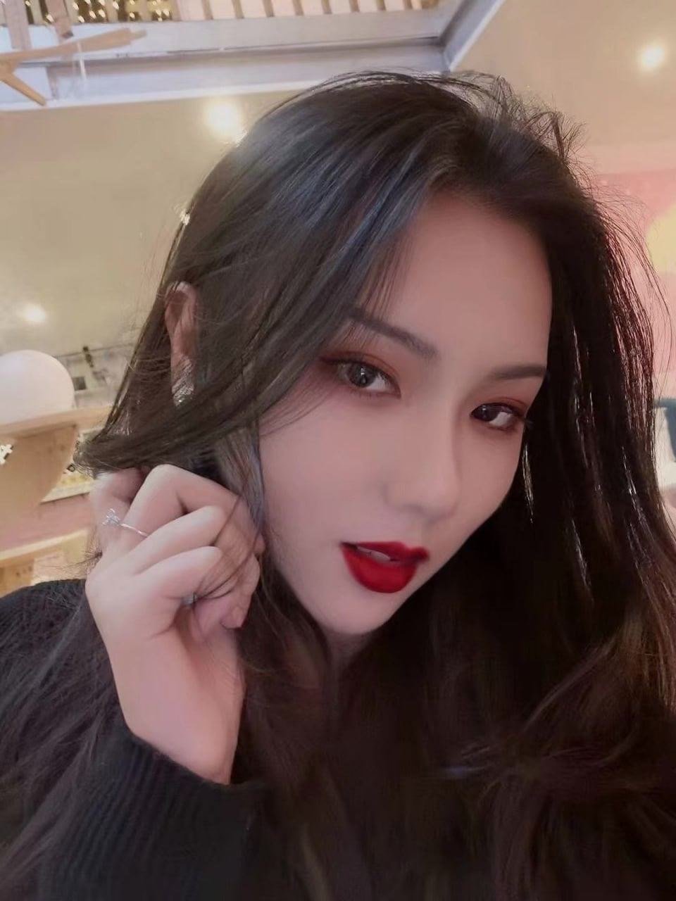Chinese model exposed #k4MOMSPk