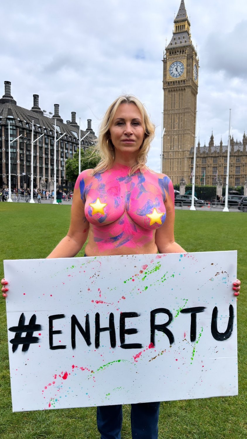 Sophie tits for breastcancer hot UK mom #qhb3WOF3
