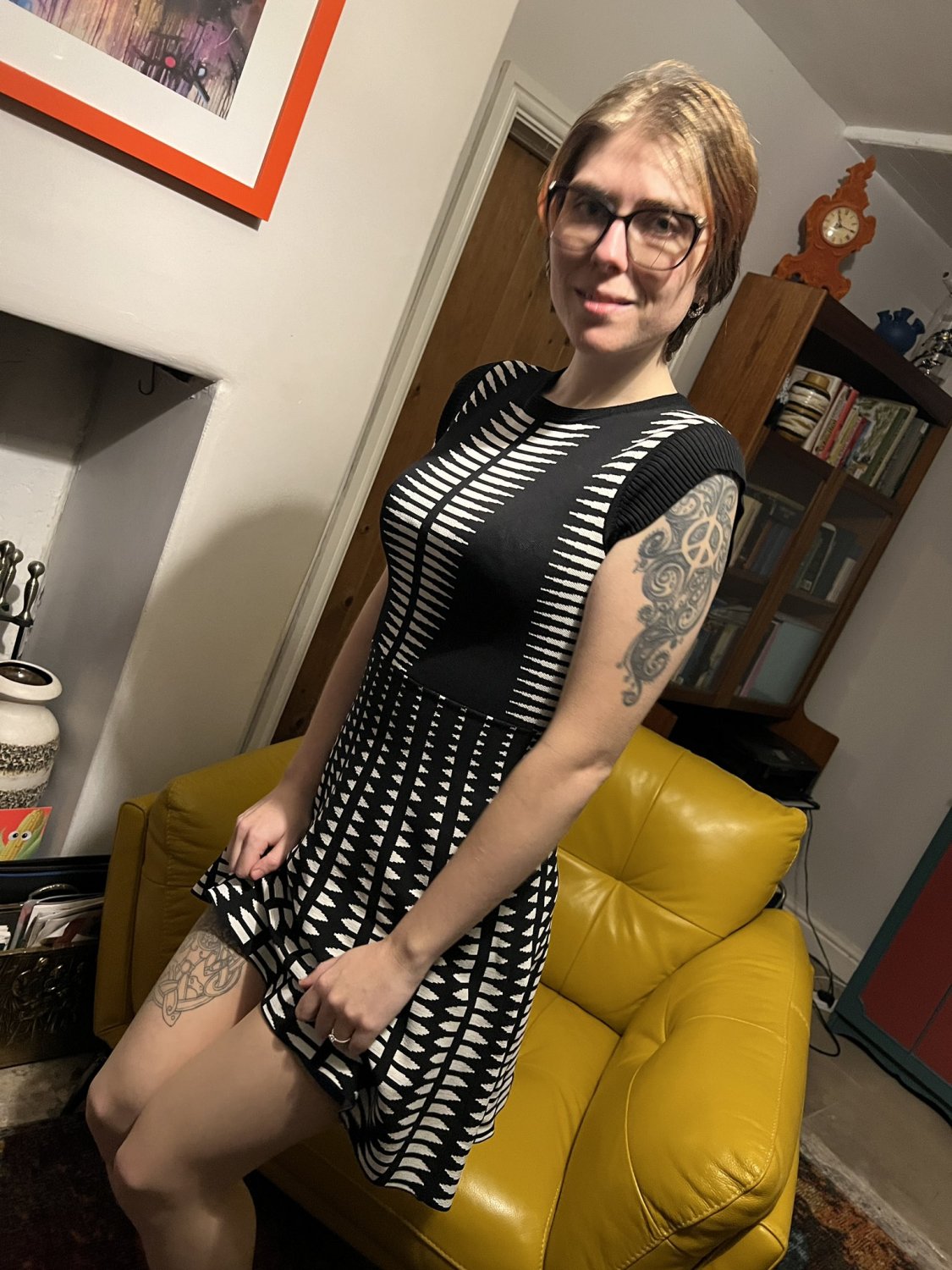 Hot British milf Rebecca showing us her big meaty pussy 🥵🔥 #VTBu3Ktf