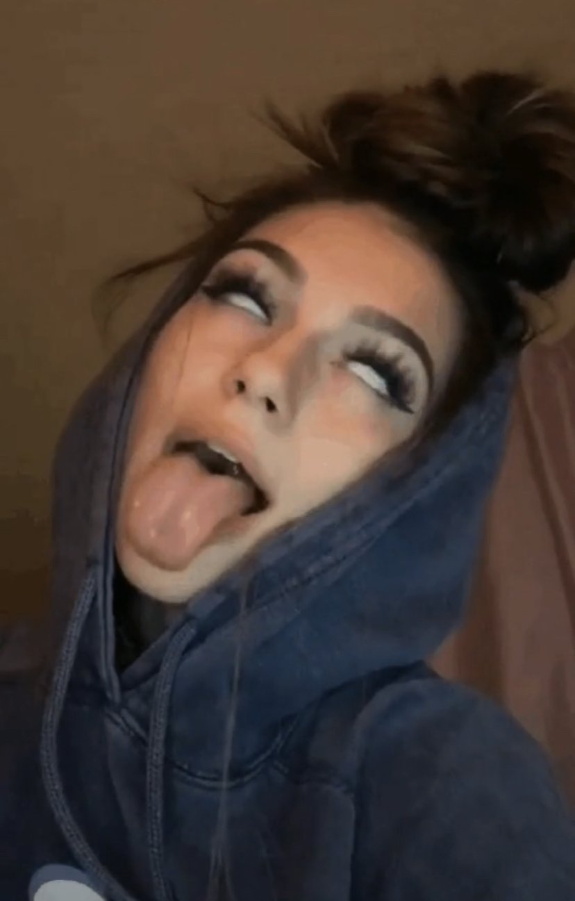 HOWSYOURAIM #2kF8e3Nj